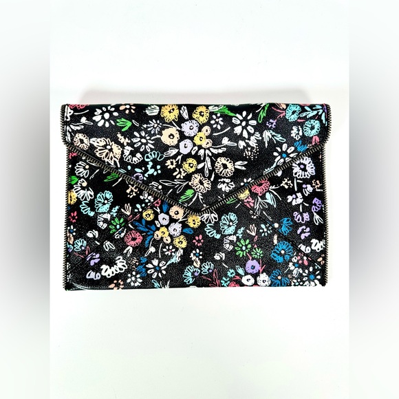 Rebecca Minkoff Handbags - Rebecca Minkoff Envelope Floral Pattern Clutch